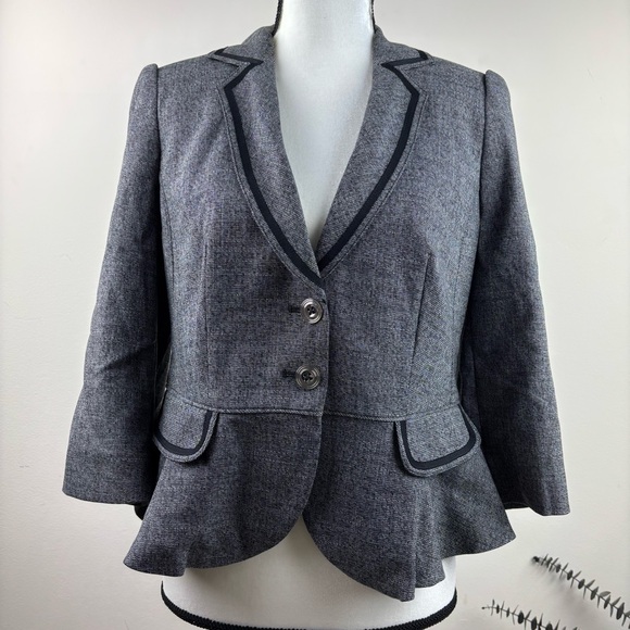 NWT White House Black Market  Blazer with Black grosgrain trim size 6 - Picture 12 of 13